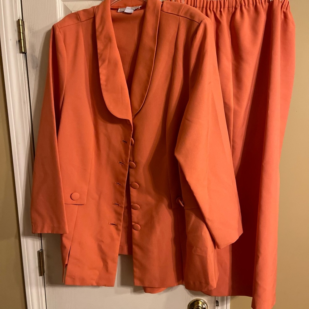2 pc suit